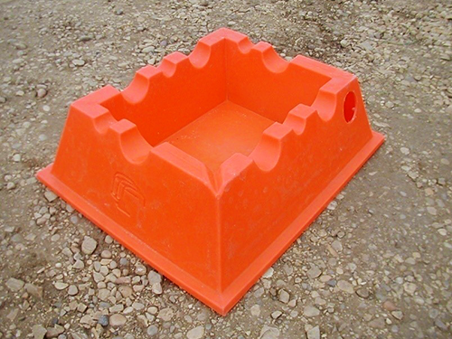 Plastic Tanks, Pipeline Cones, Containment | Paddle Plastics